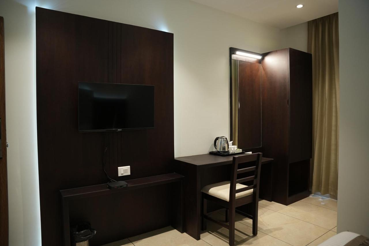 Sulu Residency Hotell Kochi Exteriör bild