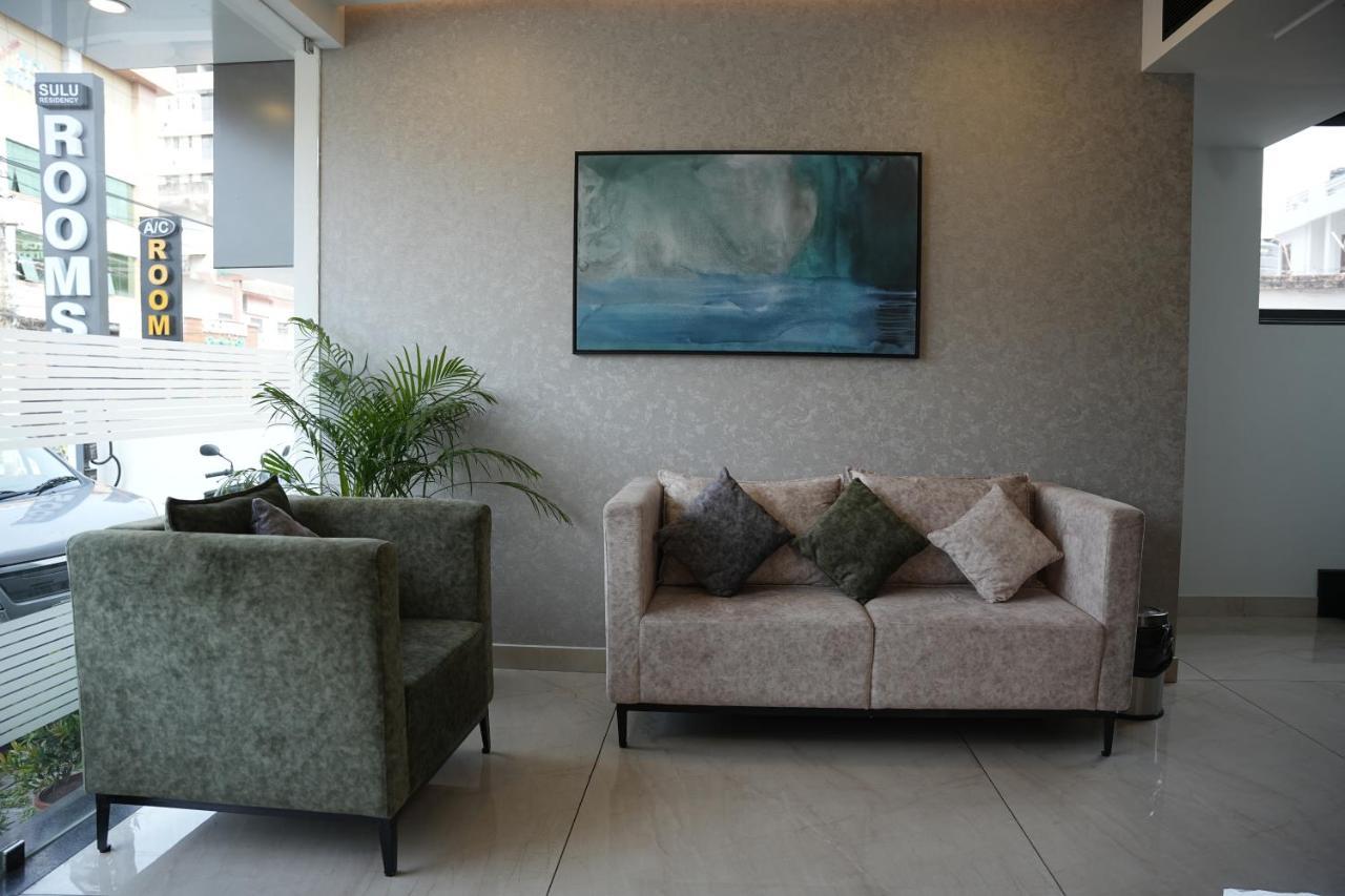 Sulu Residency Hotell Kochi Exteriör bild