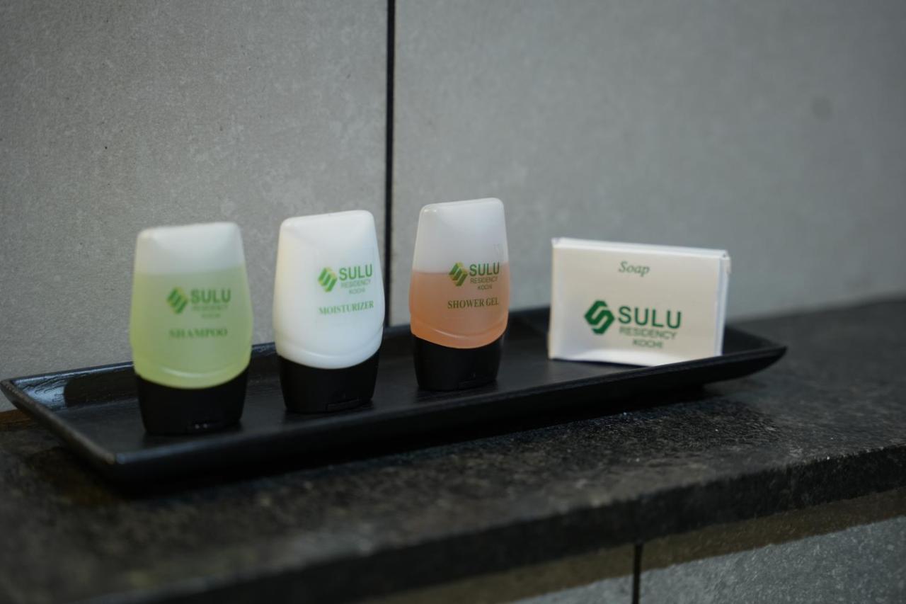 Sulu Residency Hotell Kochi Exteriör bild