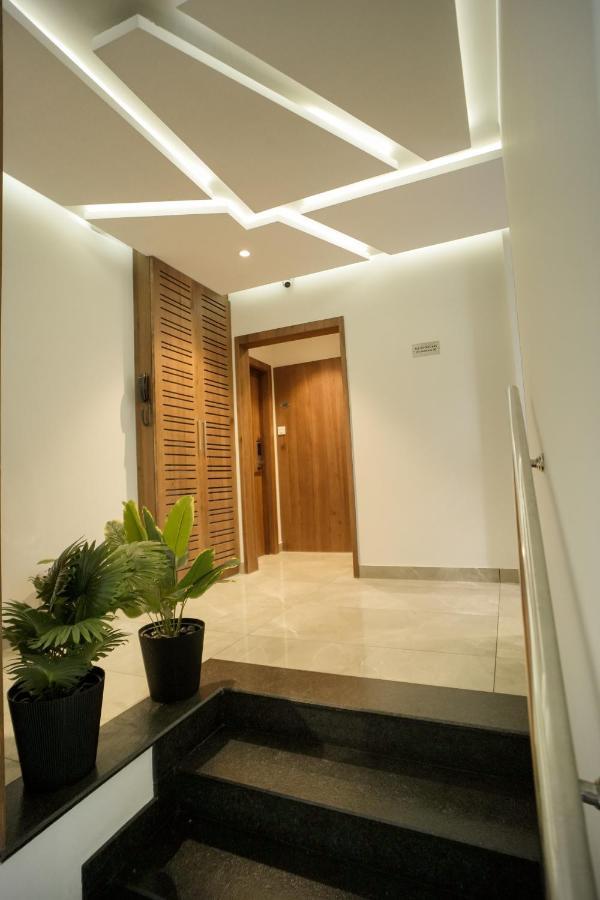 Sulu Residency Hotell Kochi Exteriör bild