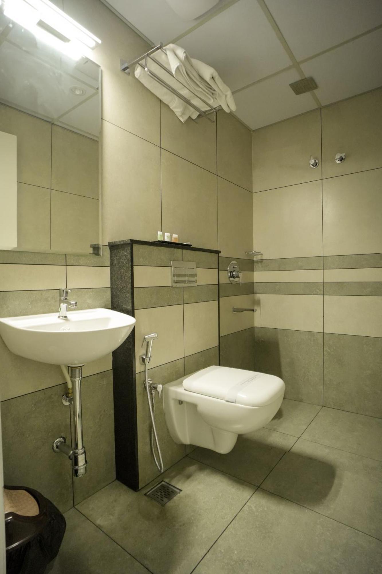 Sulu Residency Hotell Kochi Exteriör bild